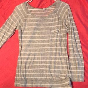 Express long sleeve tee